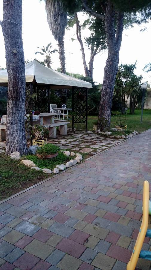 Casina Delle Arti Bed & Breakfast San Cataldo  Dış mekan fotoğraf